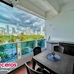 Agradable Apartamento En El Laguito Por Parceros Group